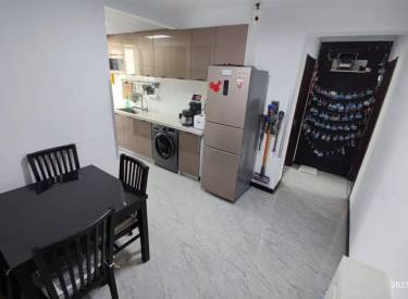 自用婚房和平湖畔社区