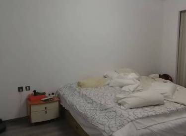 华清园 4室4厅2卫 精装