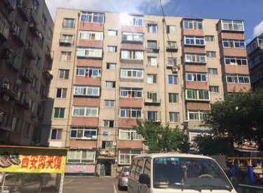 世隆小区 2室2厅2卫 简装