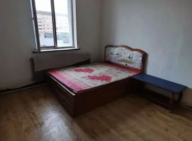 崇东小区 2室1厅1卫 精装