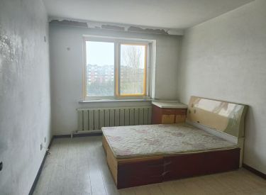 四方台家园 2室1厅1卫 简装