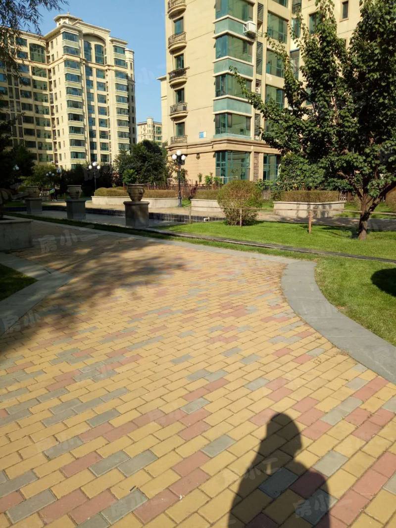 恒大城一期园区图片