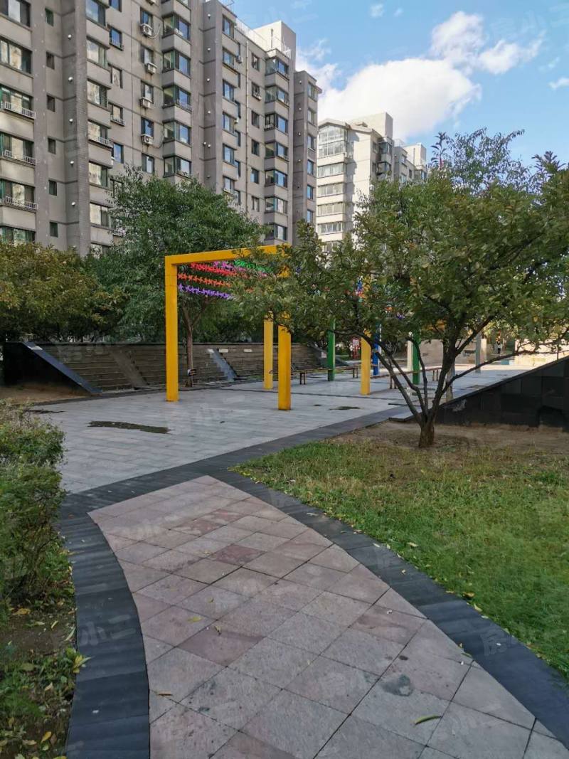 鑫丰俪城园区图片