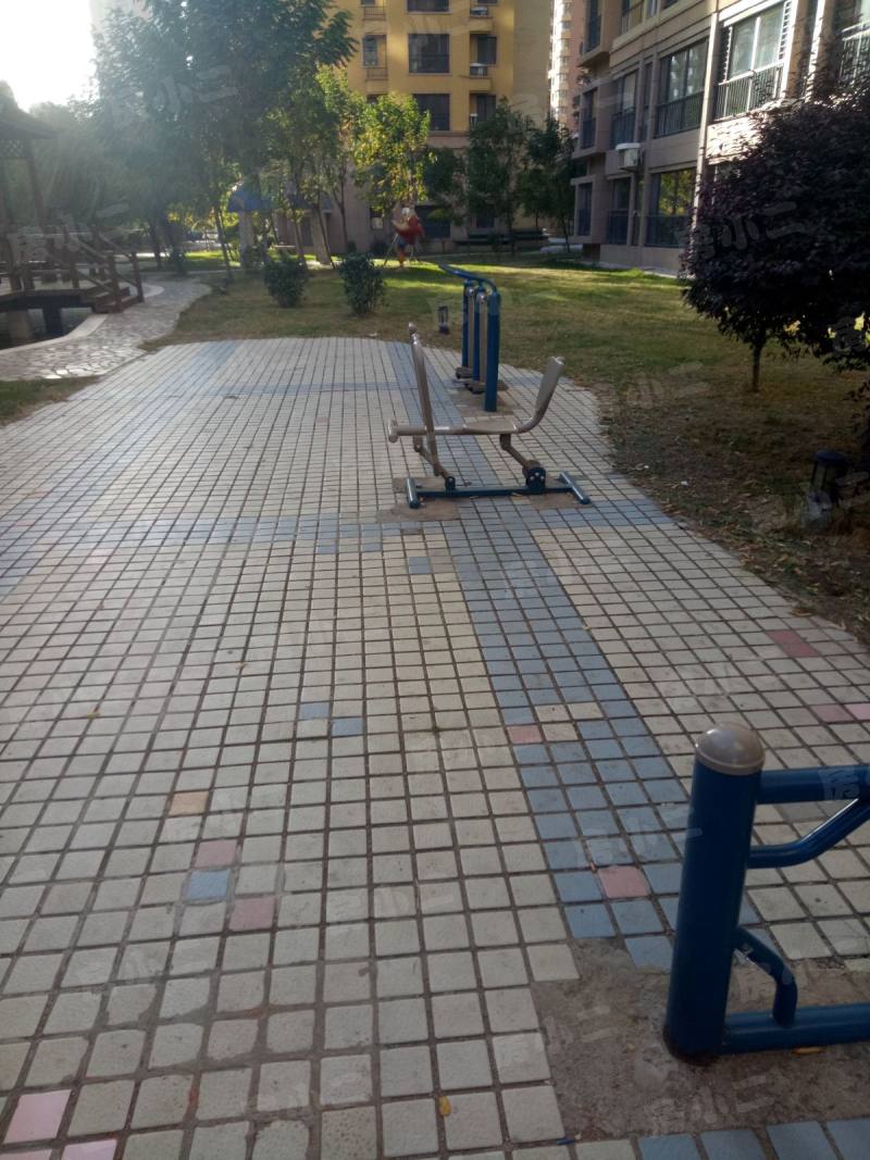 东远国际花园园区图片
