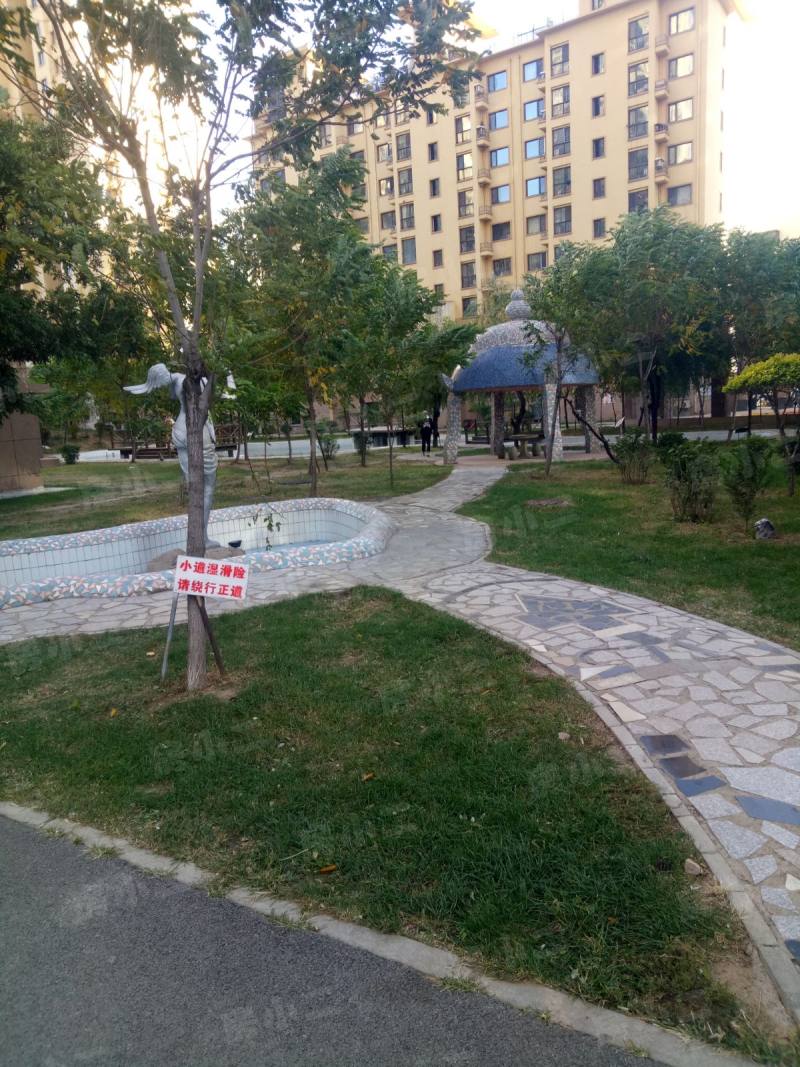 东远国际花园园区图片