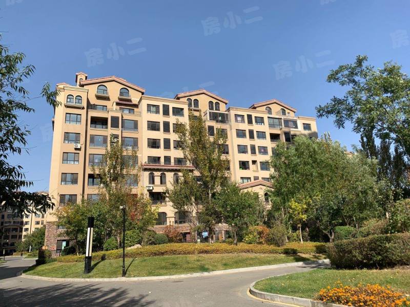 荣盛香缇澜山二期园区图片