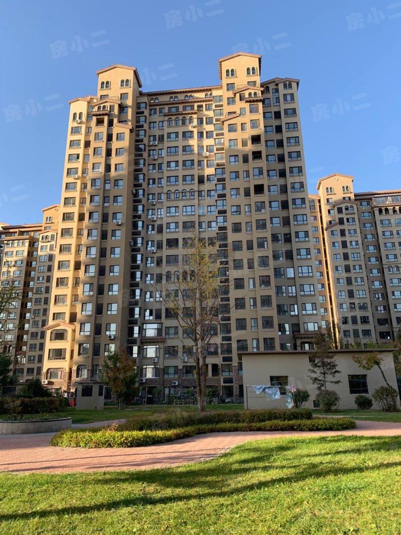 荣盛香缇澜山二期园区图片