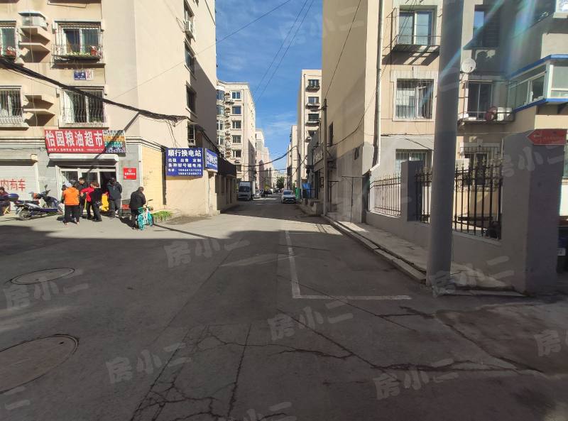 保工怡园园区图片