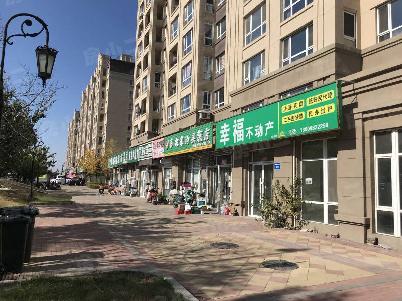 孔雀城英国宫1期园区图片