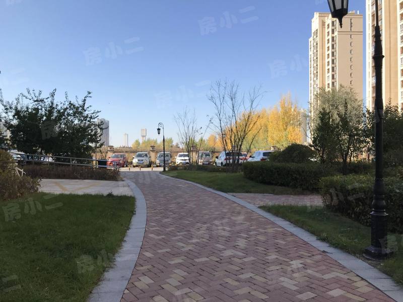 孔雀城英国宫1期园区图片