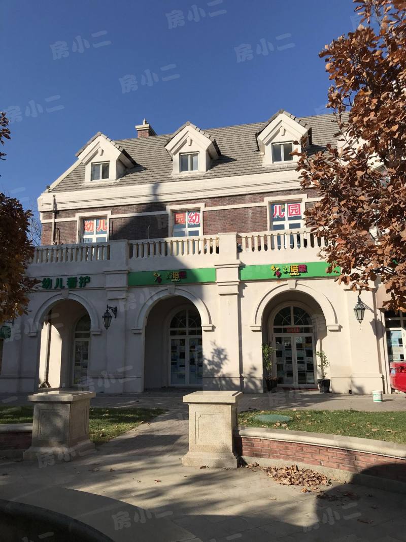 孔雀城英国宫1期园区图片