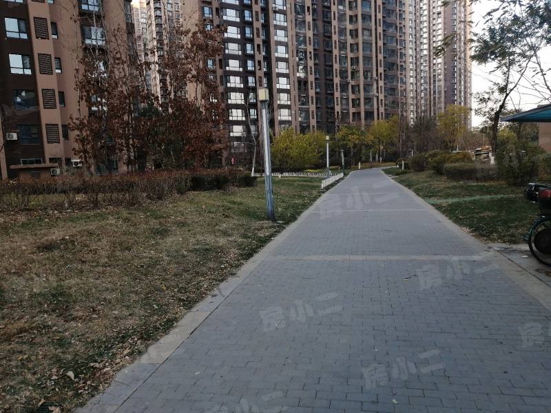 名流印象四期五期园区图片
