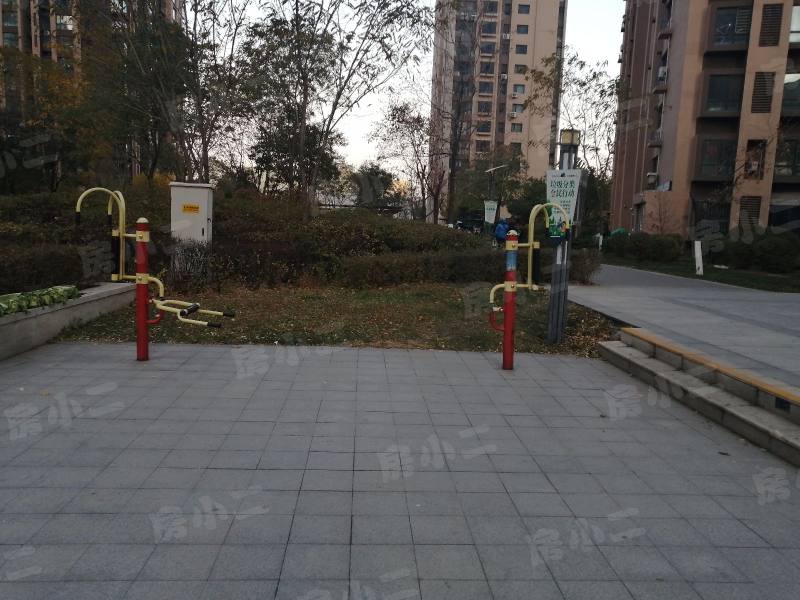 名流印象四期五期园区图片