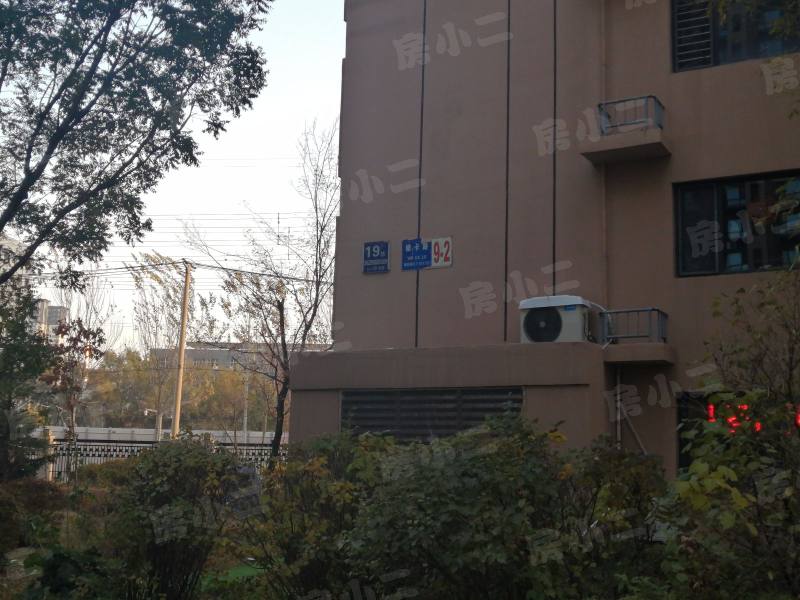 名流印象四期五期园区图片