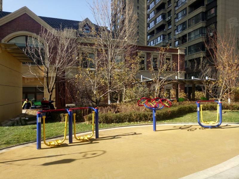 中铁香湖园区图片