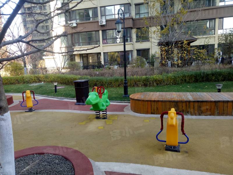 中铁香湖园区图片