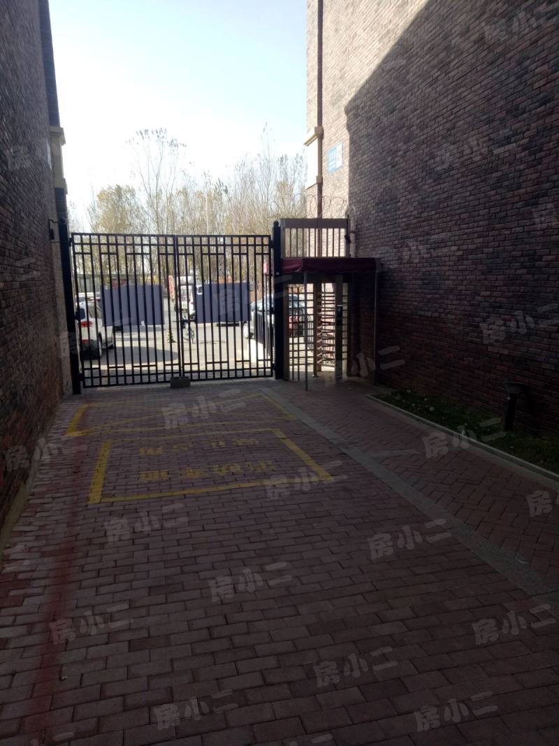 中铁香湖园区图片