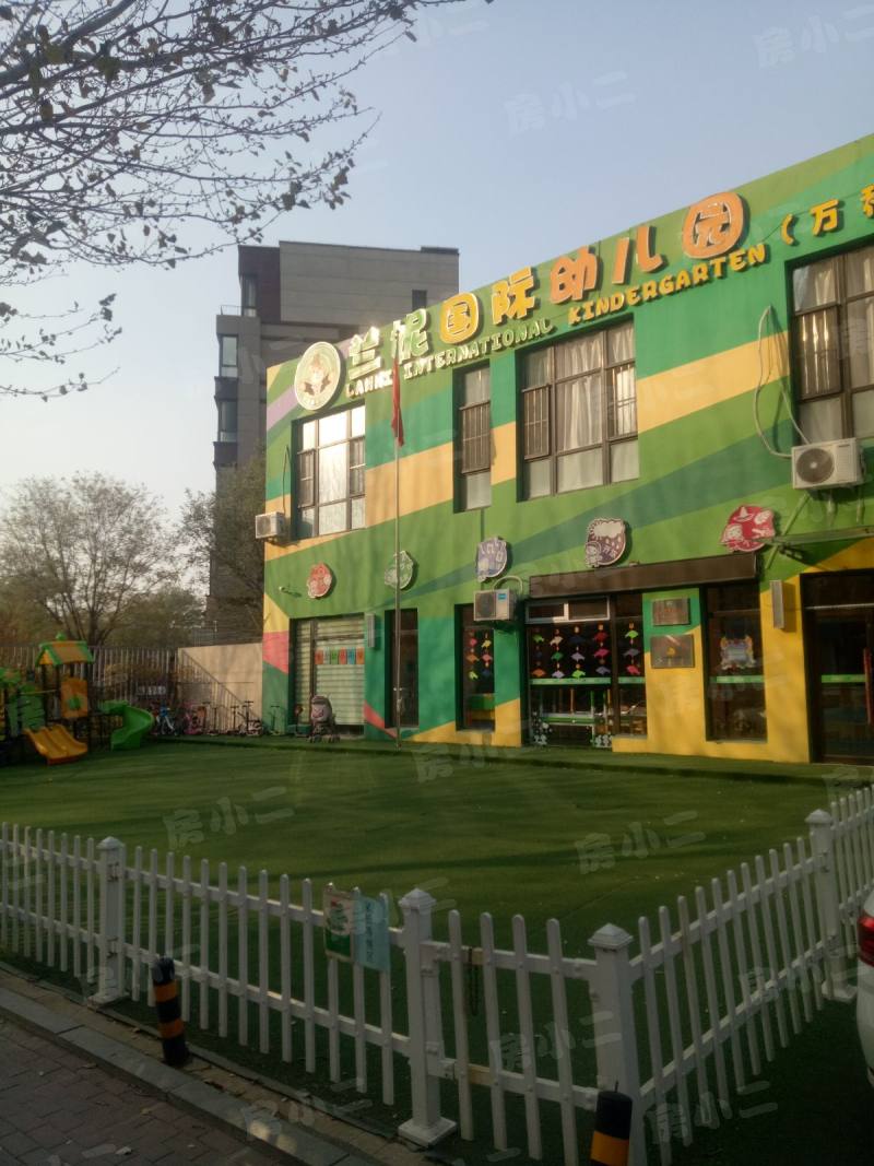 中铁香湖园区图片