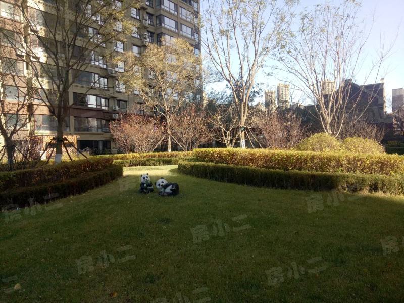 中铁香湖园区图片