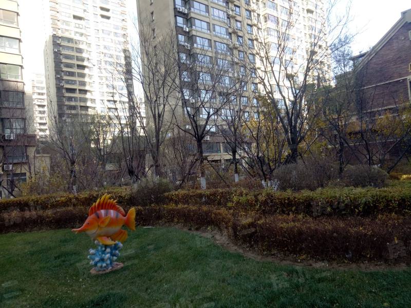 中铁香湖园区图片