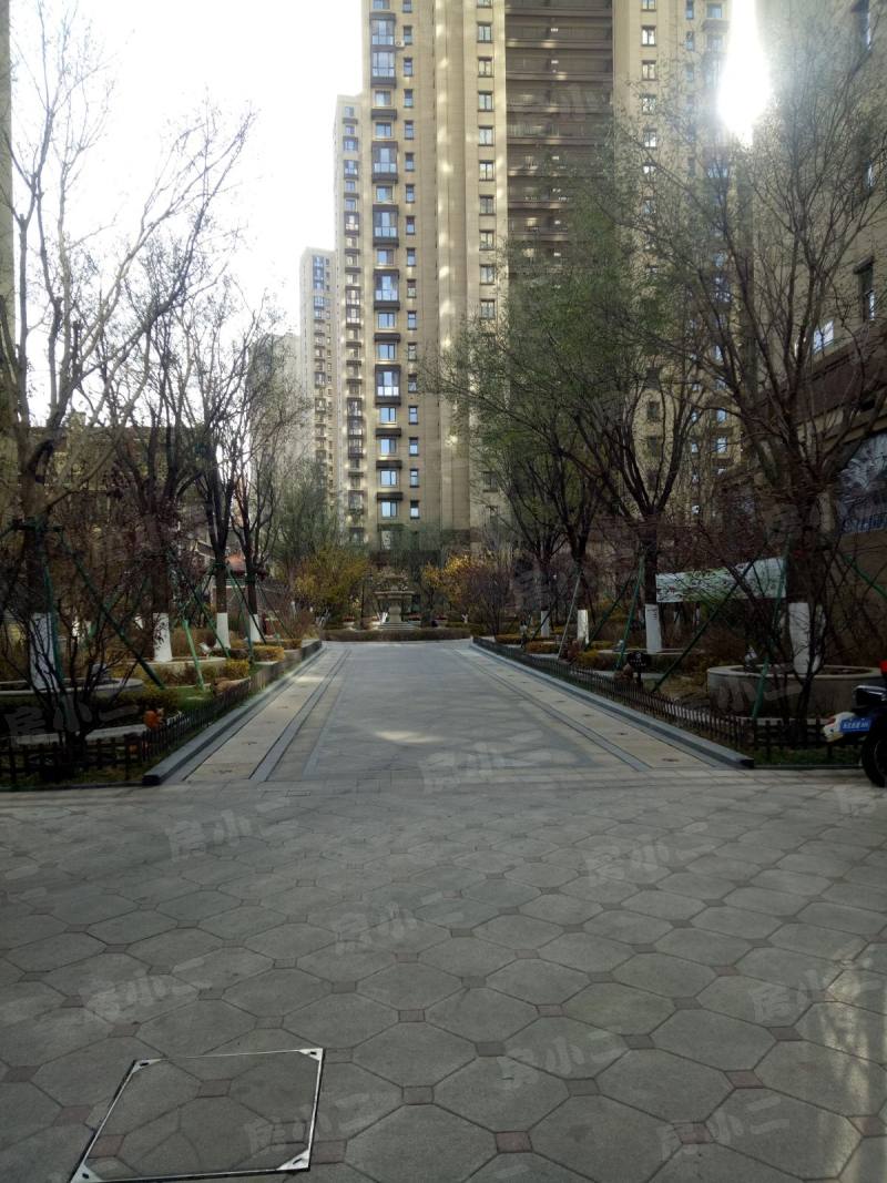 中铁香湖园区图片