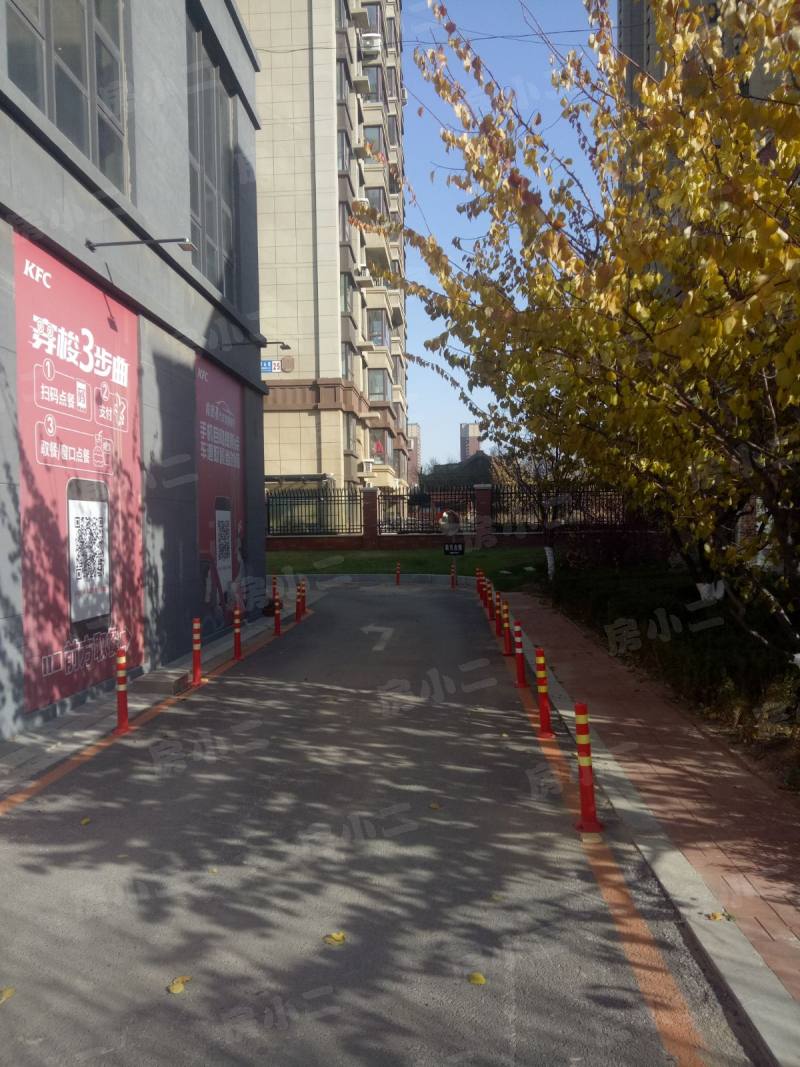 中铁香湖园区图片