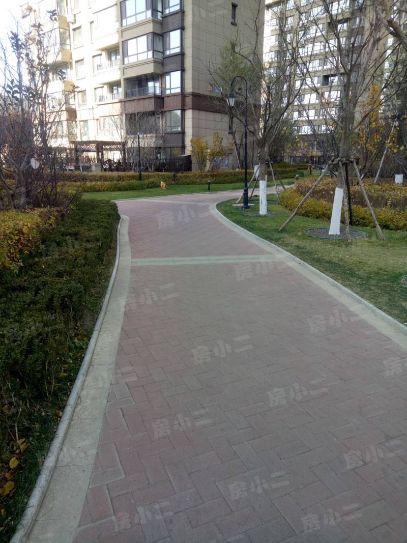 中铁香湖园区图片