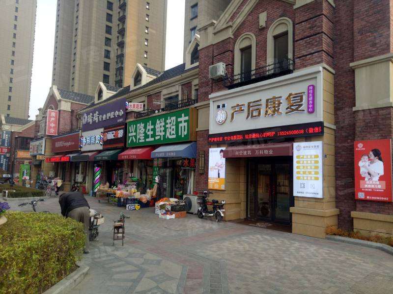 中铁香湖园区图片