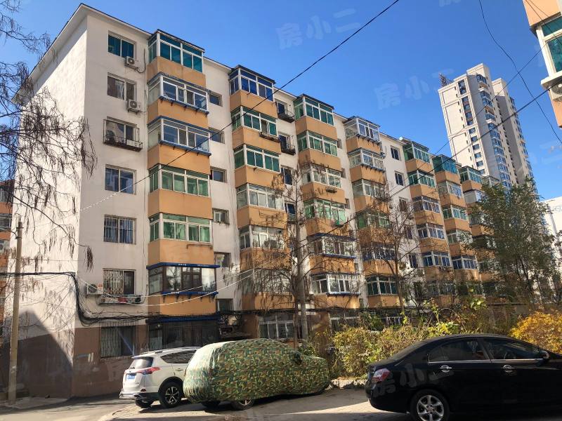 泾河小区园区图片