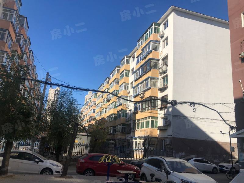 泾河小区园区图片