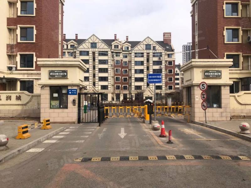 首开国风润城园区图片