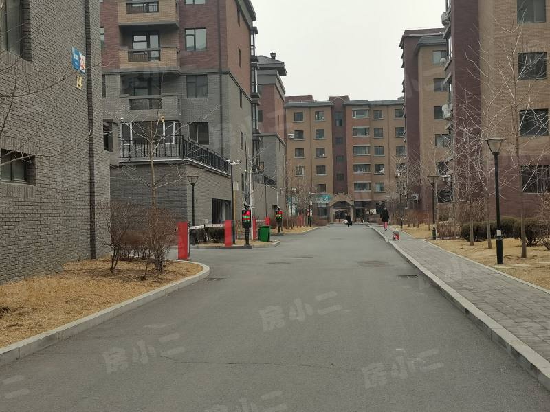 瑞士风情小镇三期铂邸园区图片