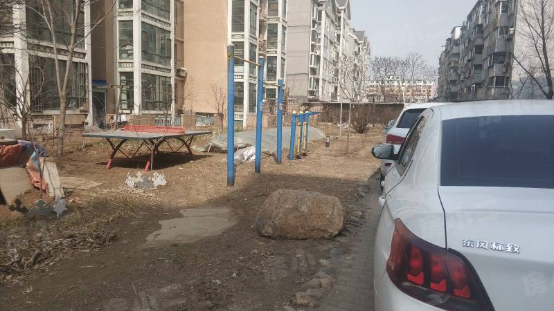 风和日丽小区园区图片