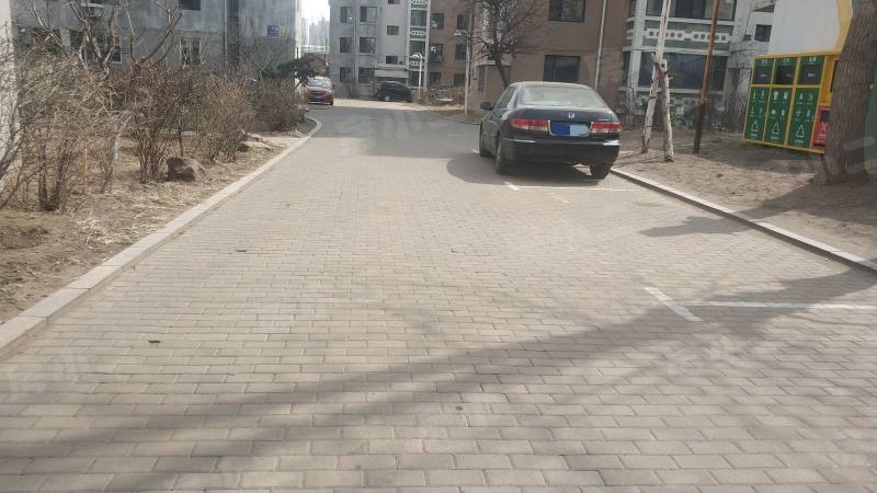 风和日丽小区园区图片