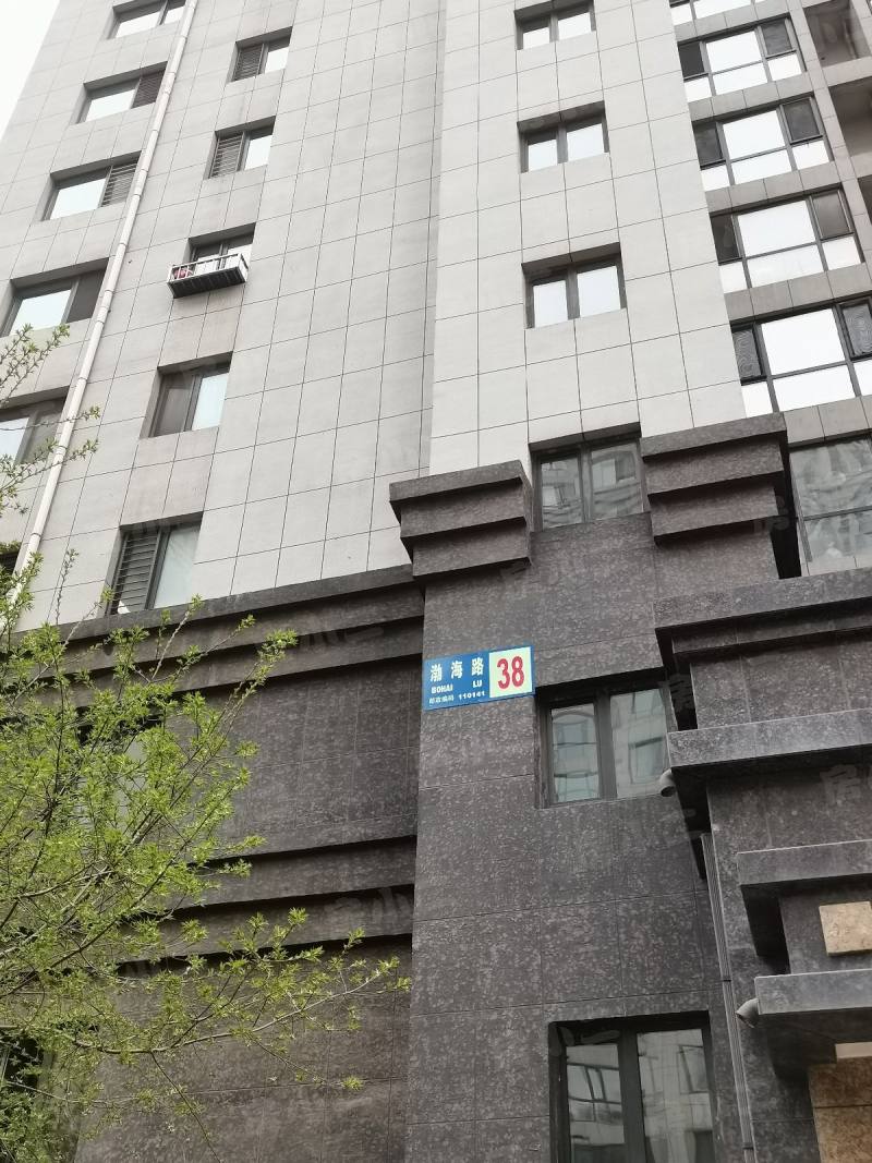依云首府园区图片