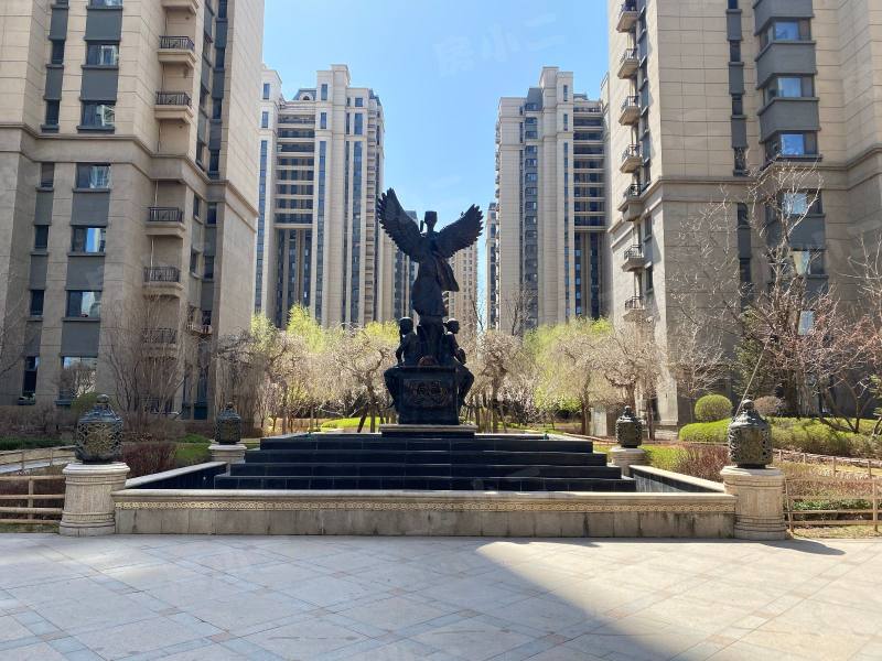 恒大翡翠华庭园区图片