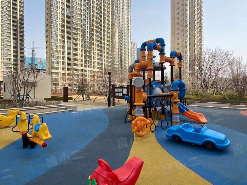 华发全运首府二期固伦府园区图片