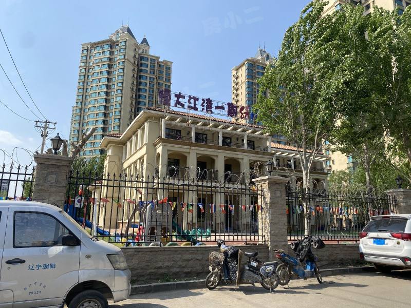 恒大江湾一期二期园区图片