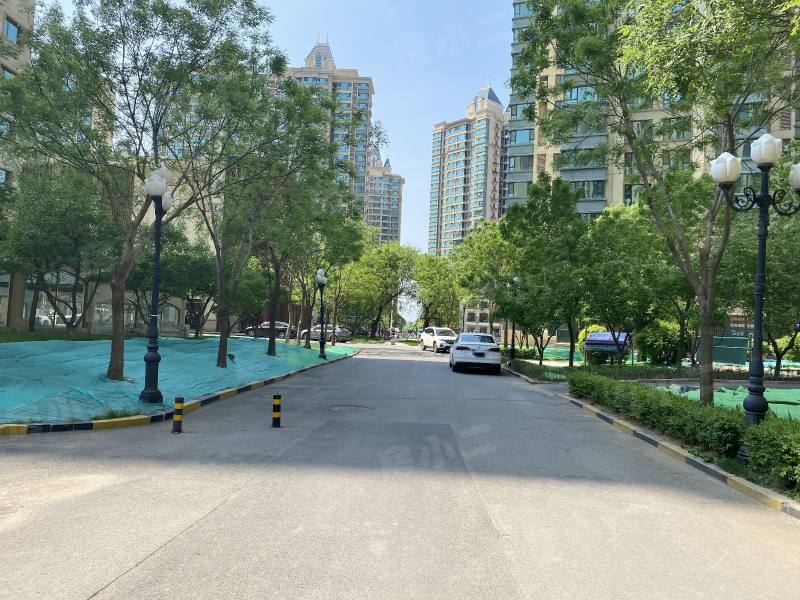 恒大江湾一期二期园区图片