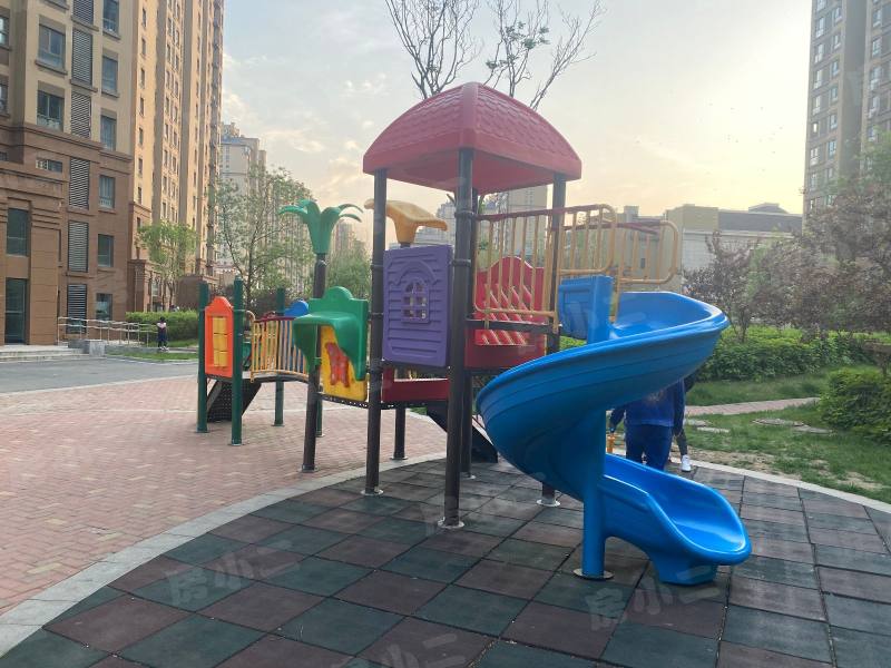 荣盛紫提东郡二期园区图片