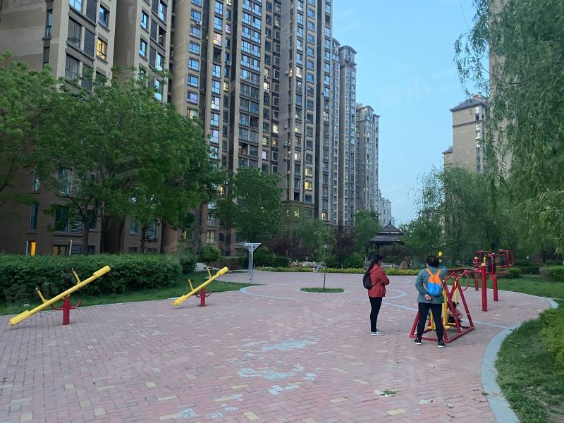 荣盛紫提东郡二期园区图片