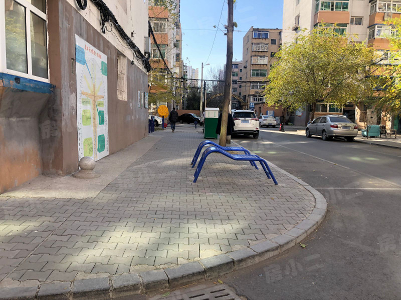 泾河小区园区图片