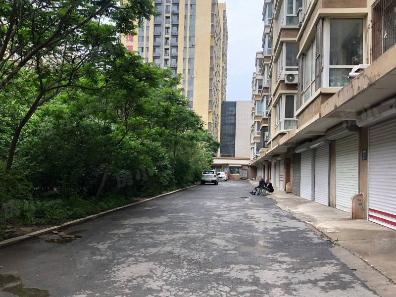 云峰嘉园园区图片