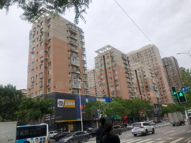 云峰嘉园园区图片
