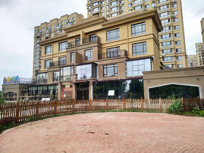 雨润中央宫园园区图片