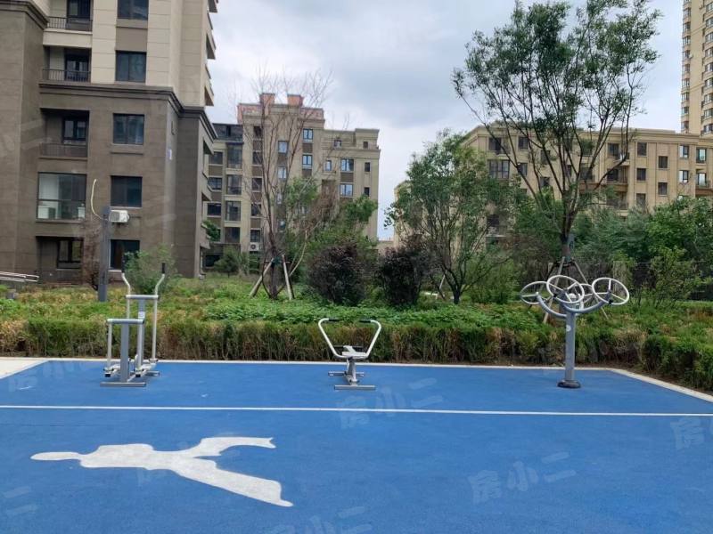 融创唐轩府园区图片