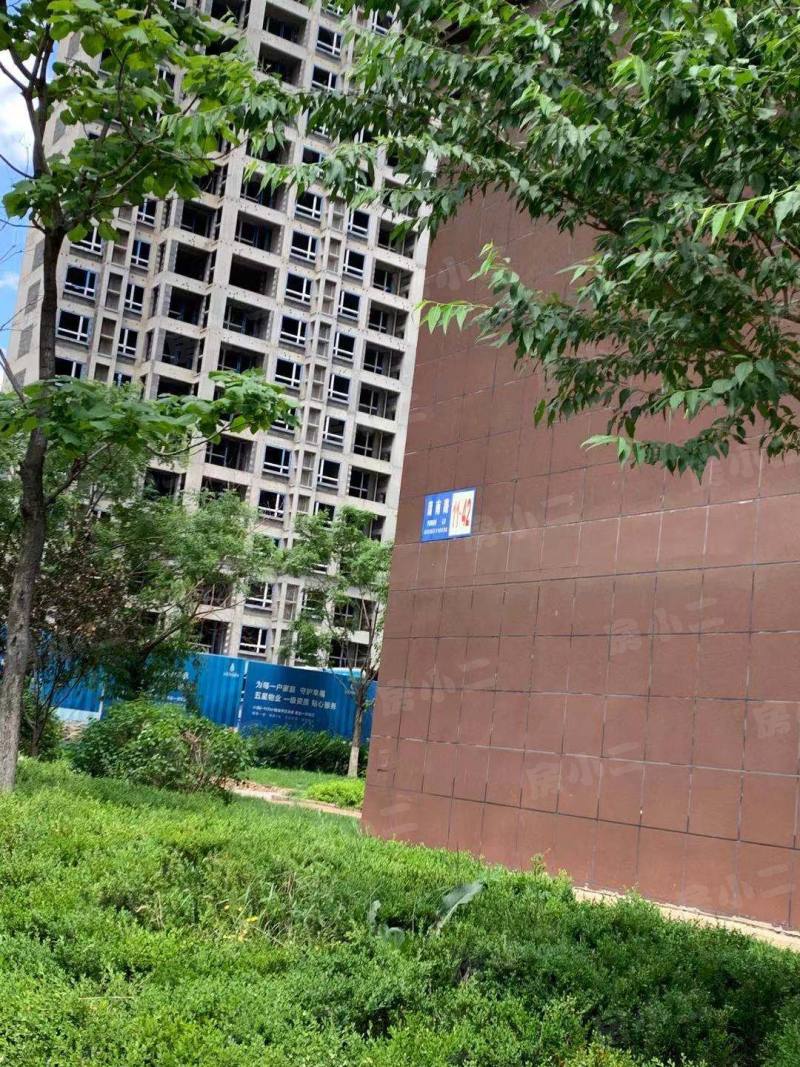 荣盛坤湖郦舍二期园区图片