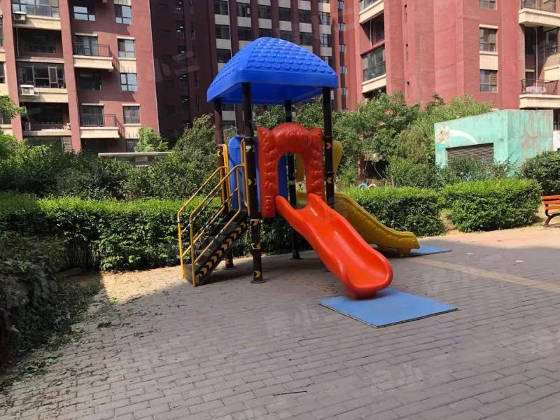 宏缘50号公馆园区图片