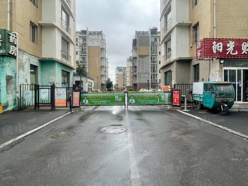 金地盛世园区图片
