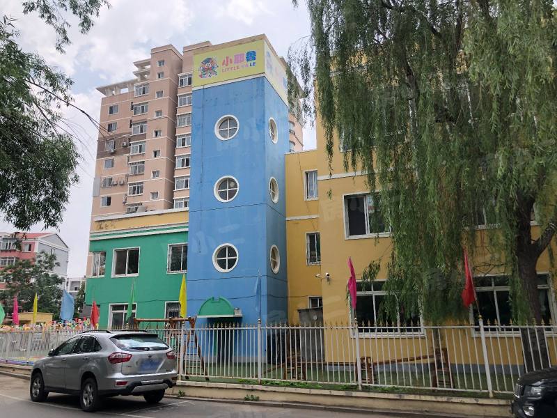 世纪新城西区园区图片